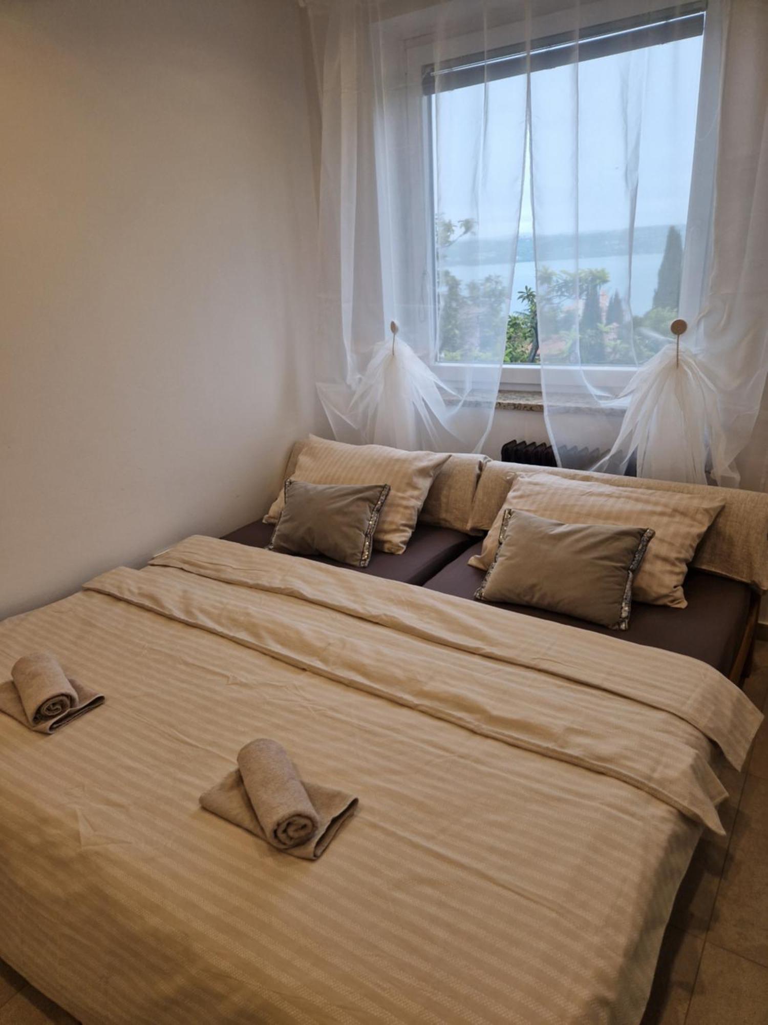 Apartmans Robo โคเปร์ ภายนอก รูปภาพ
